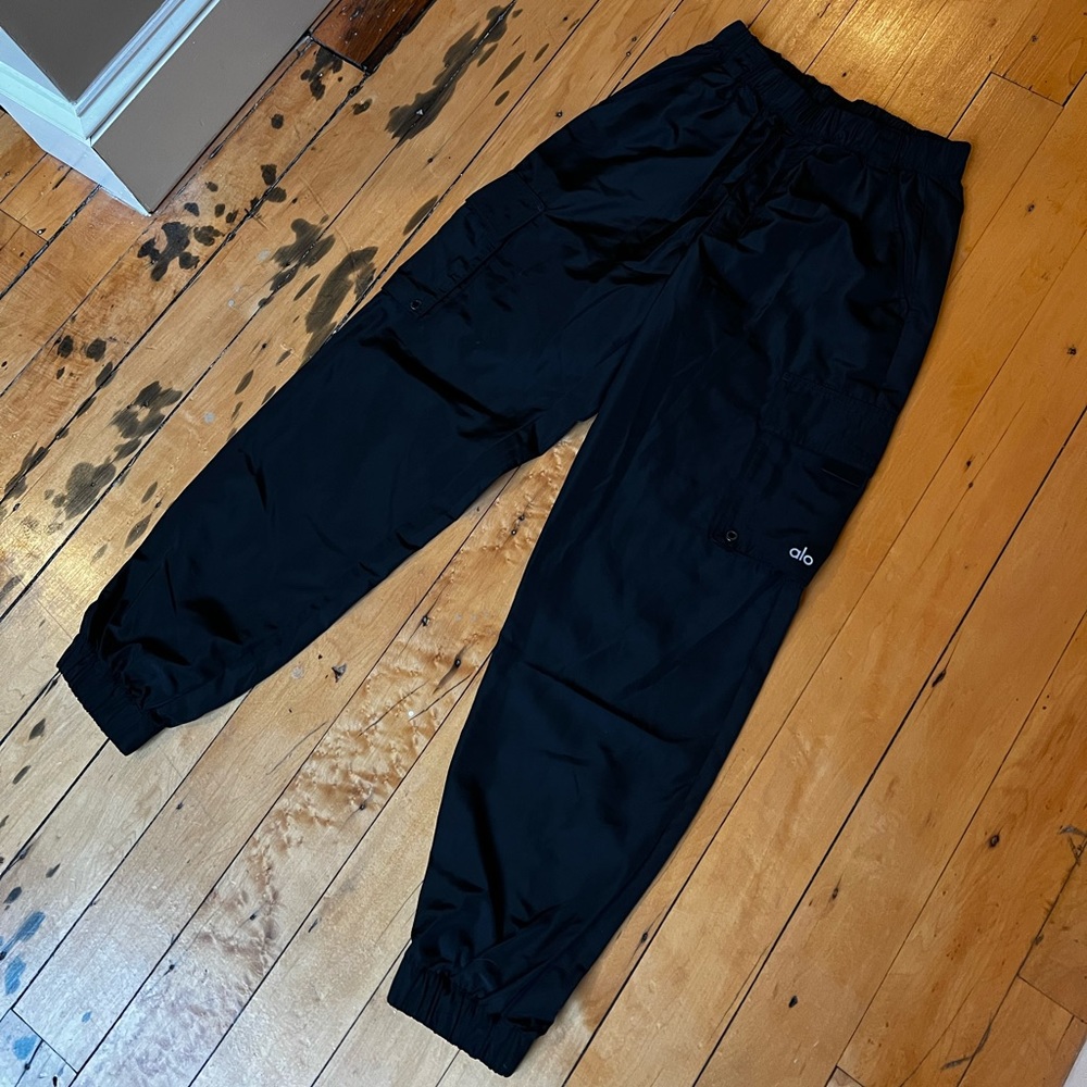 Alo Yoga Cargo Jogger Pants